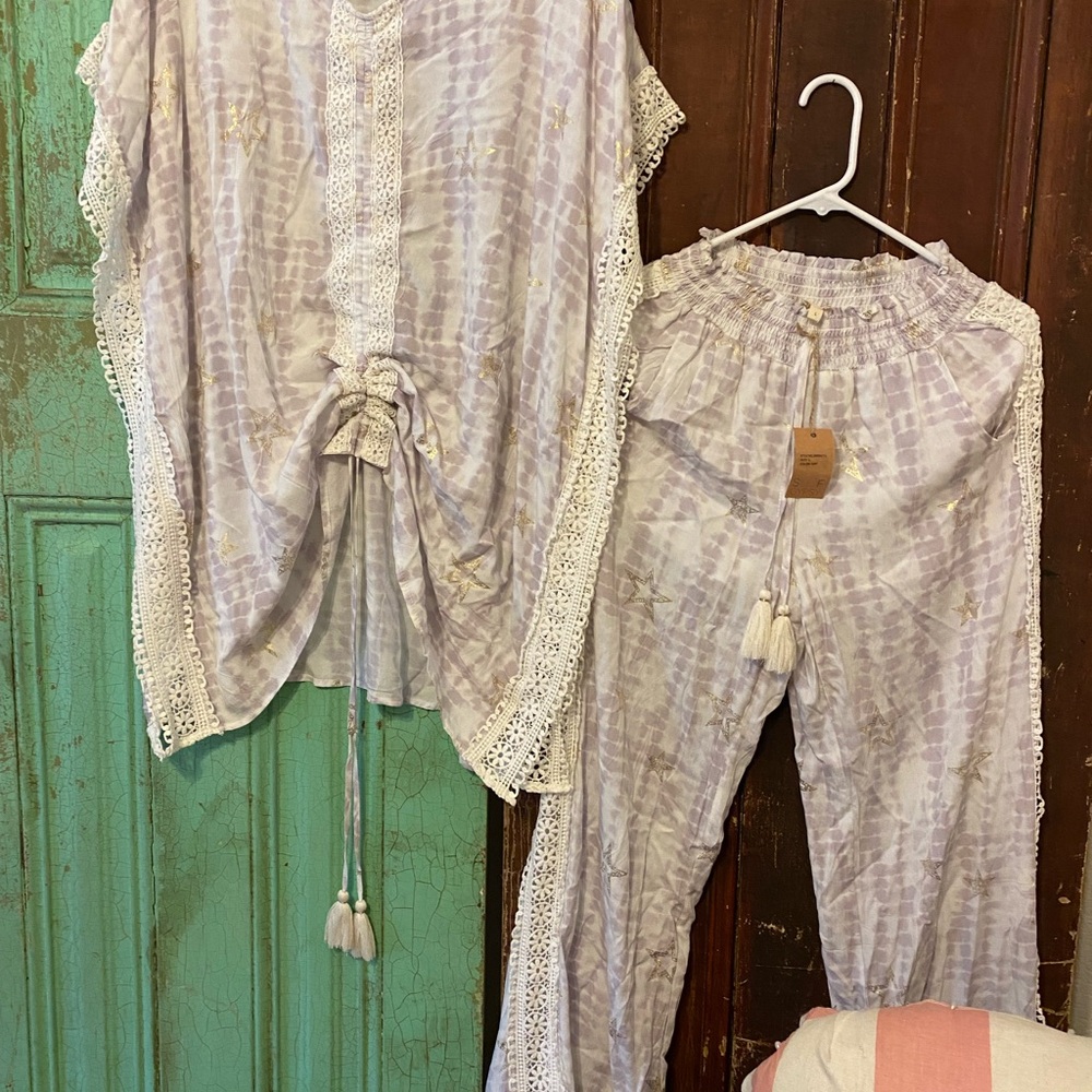 Boho Set Surf Gypsy Pastel Tie-Dye Set with Lace Accents